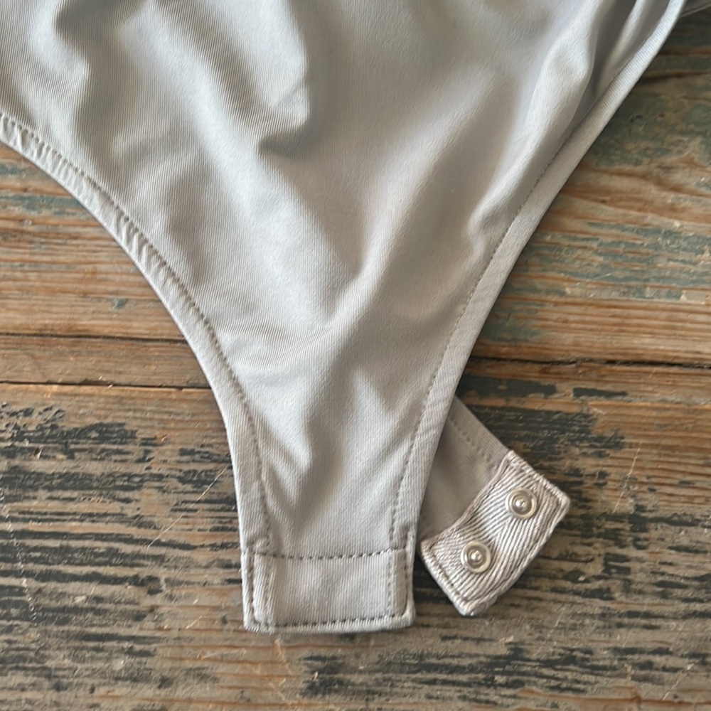 hours bodysuit - Picture 3 of 4